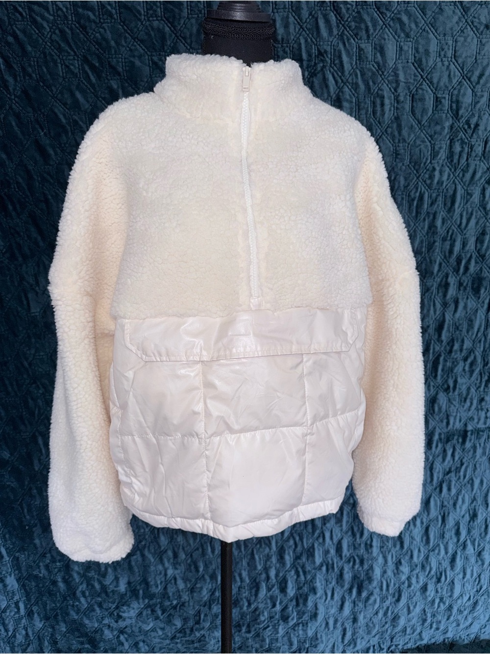 Fabletics Cream Sherpa & Quilted Puffer Half-Zip Jacket